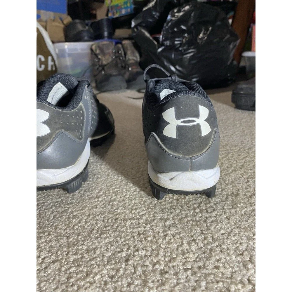 Under Armour Leadoff Low RM Jr Youth Baseball Cleats 1250082-001 Black White 1Y